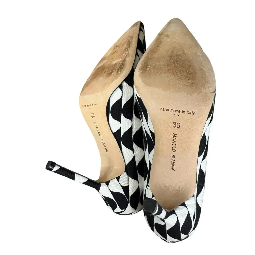 Manolo Blahnik BB 105 Black White Canvas Pointy Toe Pumps Size 36 EU 6 US